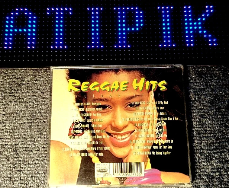 🌴 CD Reggae Hits Vol.5 – Leyendas Jamaiquinas – Edición Inglesa Rara – ¡Agarrar! 🎶 – photo 2